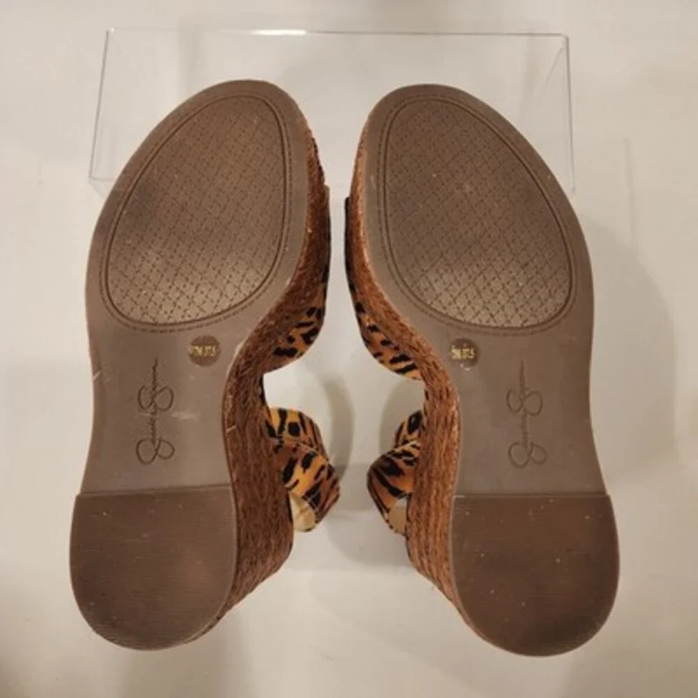 Jessica Simpson Kamindi Tiger Leopard Print Platform Wedges  Size 7 M